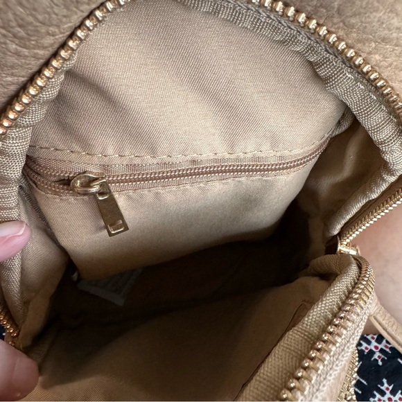 New Emperia Backpack PETA Vegan approved Faux Leather Bag Adjustable Straps - Picture 12 of 14